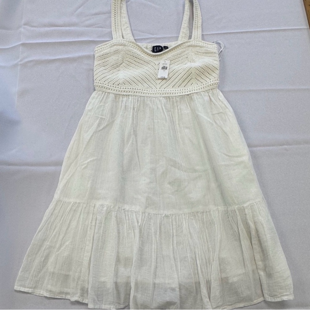 GAP Crochet White Dress Size Small Graduation/Bridal/Summer